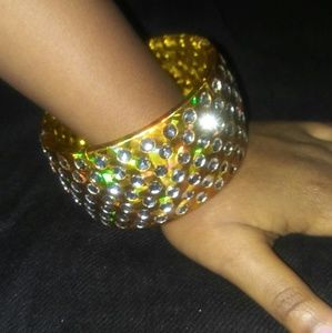 Brand New Shiny Gold Thick Bracelet w/Rhinestones